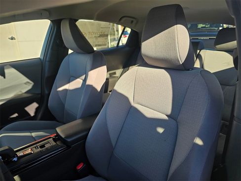 New 2026 Toyota Prius LE image 17