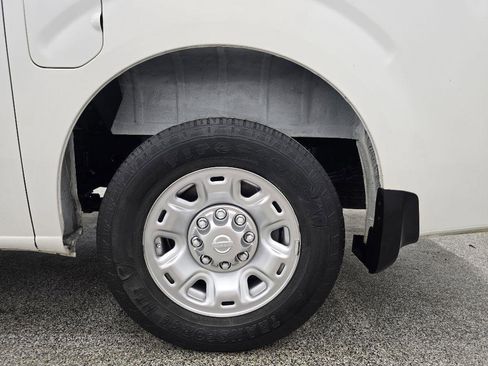 Used 2017 Nissan NV 2500 SV w/ Technology Package RWD image 24