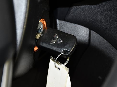 Used 2025 Mitsubishi Outlander Sport ES AWD/4WD image 24
