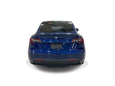 Certified 2023 Tesla Model Y Long Range AWD/4WD image 5