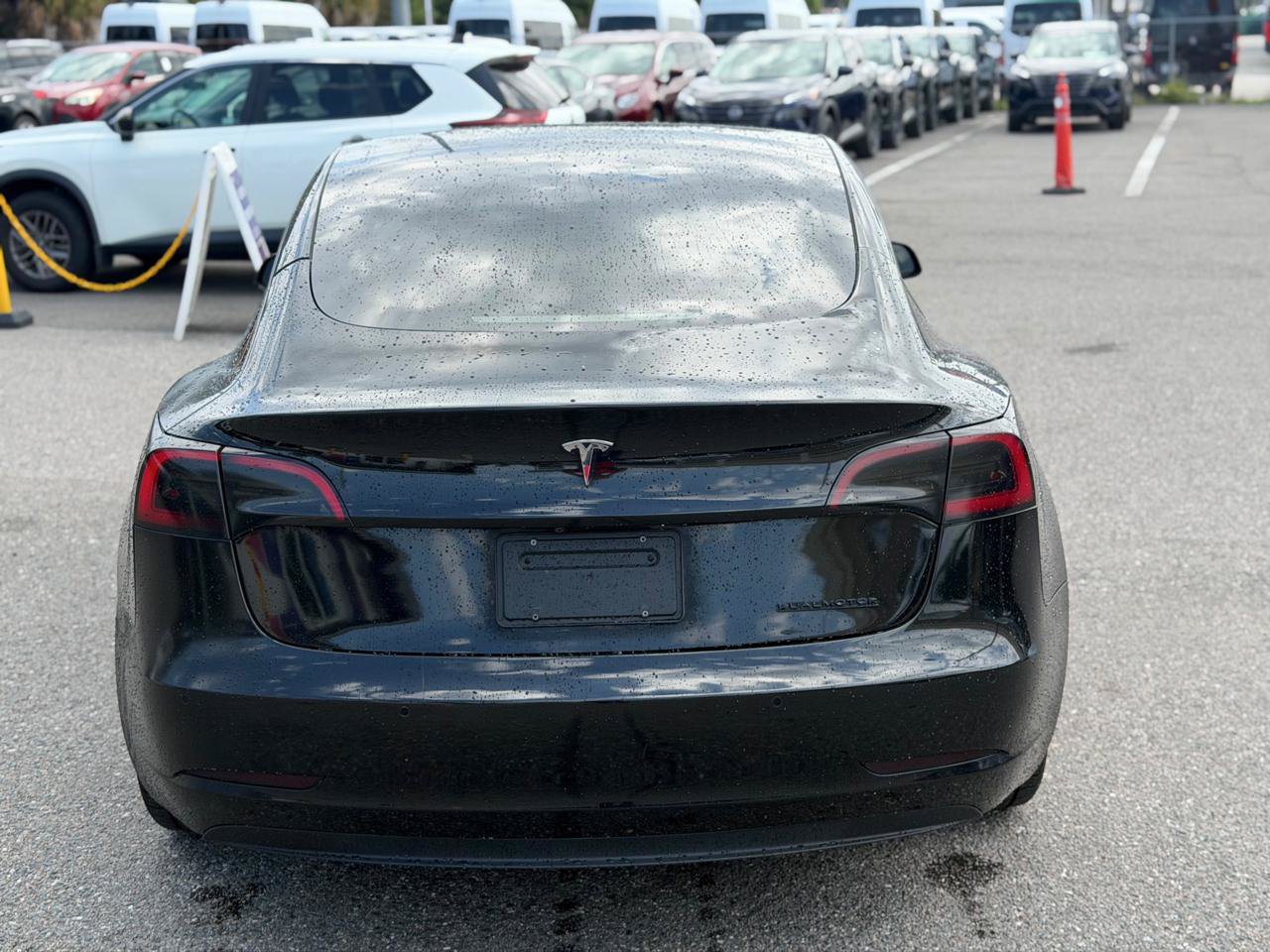 Used 2022 Tesla Model 3 Long Range AWD/4WD image 5