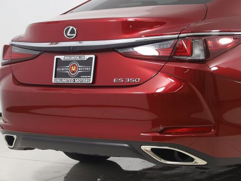 Used 2024 Lexus ES 350 image 44