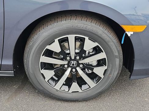 New 2026 Honda Odyssey EX-L image 8