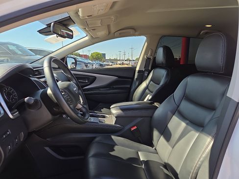 Used 2023 Nissan Murano SV w/ SV Midnight Edition Package FWD image 13