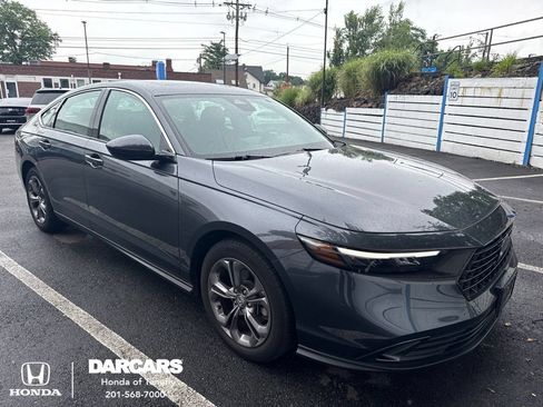Used 2023 Honda Accord EX image 1
