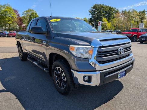 Used 2014 Toyota Tundra SR5 w/ TRD Off Road Package AWD/4WD image 7