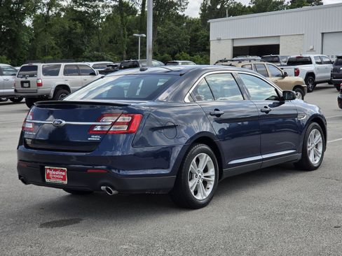 Used 2016 Ford Taurus SEL FWD image 6