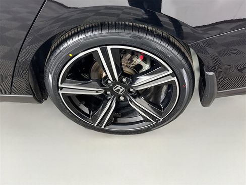 Used 2024 Honda Accord Sport image 21