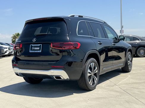 New 2026 Mercedes-Benz GLB 250 image 11