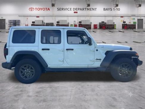 Used 2024 Jeep Wrangler Unlimited Sport AWD/4WD image 8