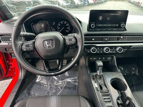 Used 2025 Honda Civic Sport image 16
