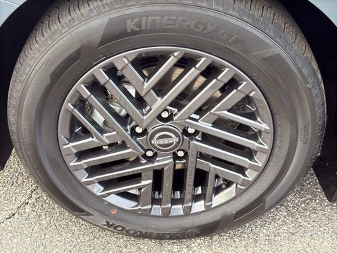 New 2026 Nissan Sentra SV image 8