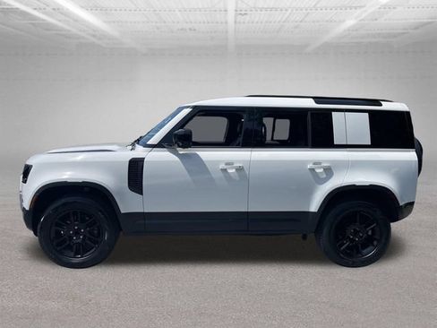 Used 2025 Land Rover Defender 110 S AWD/4WD image 10