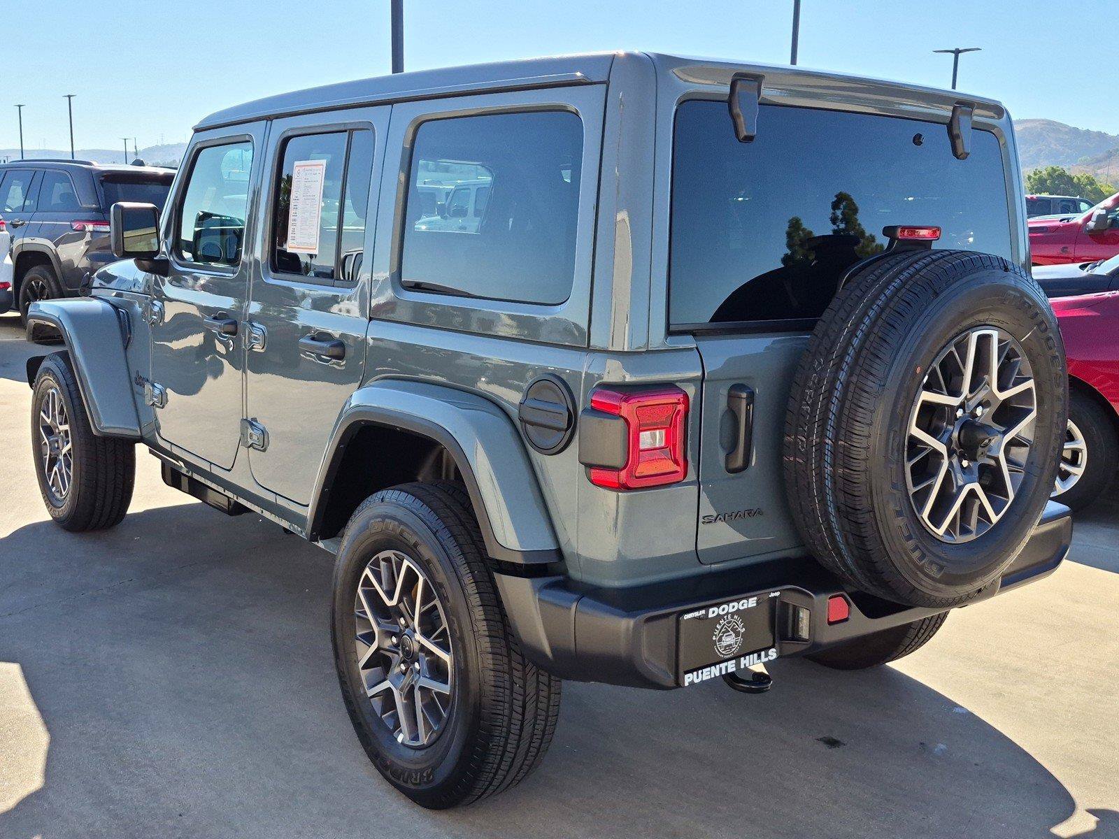 Certified 2026 Jeep Wrangler Unlimited Sahara AWD/4WD image 5