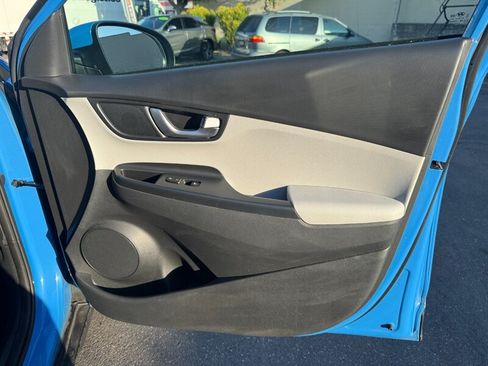 Used 2022 Hyundai Kona SEL w/ Convenience Package FWD image 35