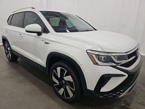 Used 2024 Volkswagen Taos SEL AWD/4WD image 1