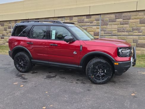 New 2025 Ford Bronco Sport Outer Banks w/ Sasquatch Outer Banks Package image 3