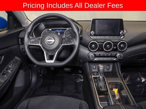 Used 2025 Nissan Sentra SV FWD image 6