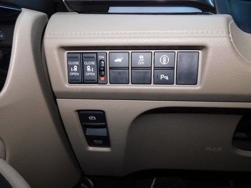 Used 2021 Honda Odyssey Elite image 38