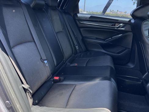 Used 2018 Honda Accord Sport image 14