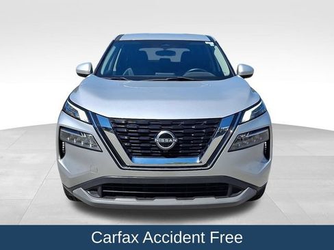 Used 2023 Nissan Rogue SV FWD image 3
