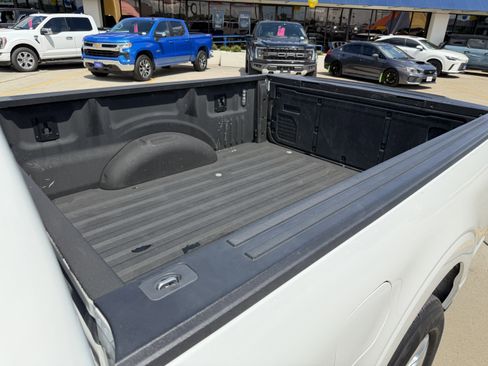Certified 2022 Ford F150 Platinum w/ Equipment Group 701A High RWD image 13