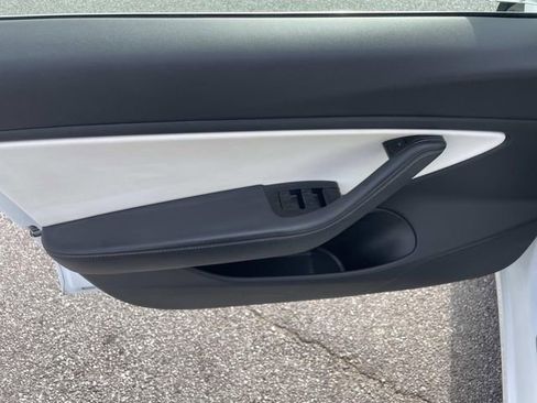 Used 2019 Tesla Model 3 Long Range image 15