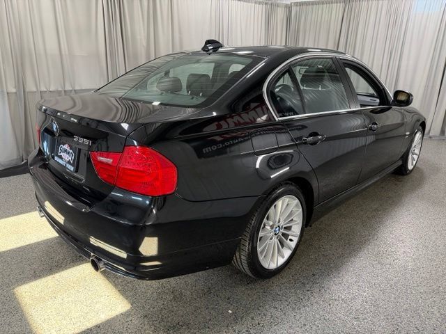 Used 2011 BMW 335i xDrive Sedan AWD/4WD image 4