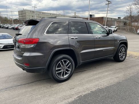 Certified 2019 Jeep Grand Cherokee Limited AWD/4WD image 8