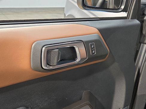 Used 2024 Ford Bronco Outer Banks AWD/4WD image 21