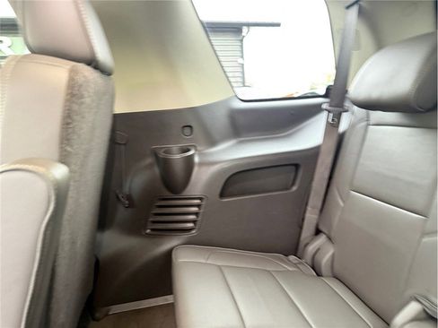 Used 2016 GMC Yukon Denali w/ Enhanced Security Package AWD/4WD image 36