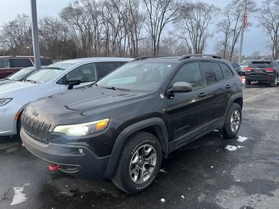 Used 2019 Jeep Cherokee Trailhawk w/ Comfort/Convenience Group