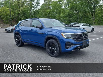 New 2025 Volkswagen Atlas Cross Sport SEL R-Line