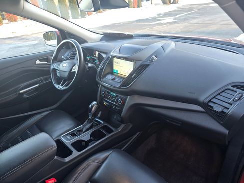 Used 2019 Ford Escape SEL image 28