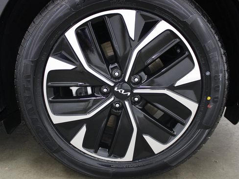 Used 2024 Kia EV6 Wind w/ Wind Technology Package image 8