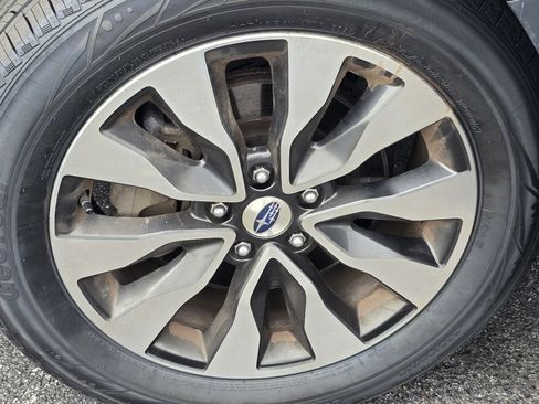 Used 2023 Subaru Outback Limited AWD/4WD image 10