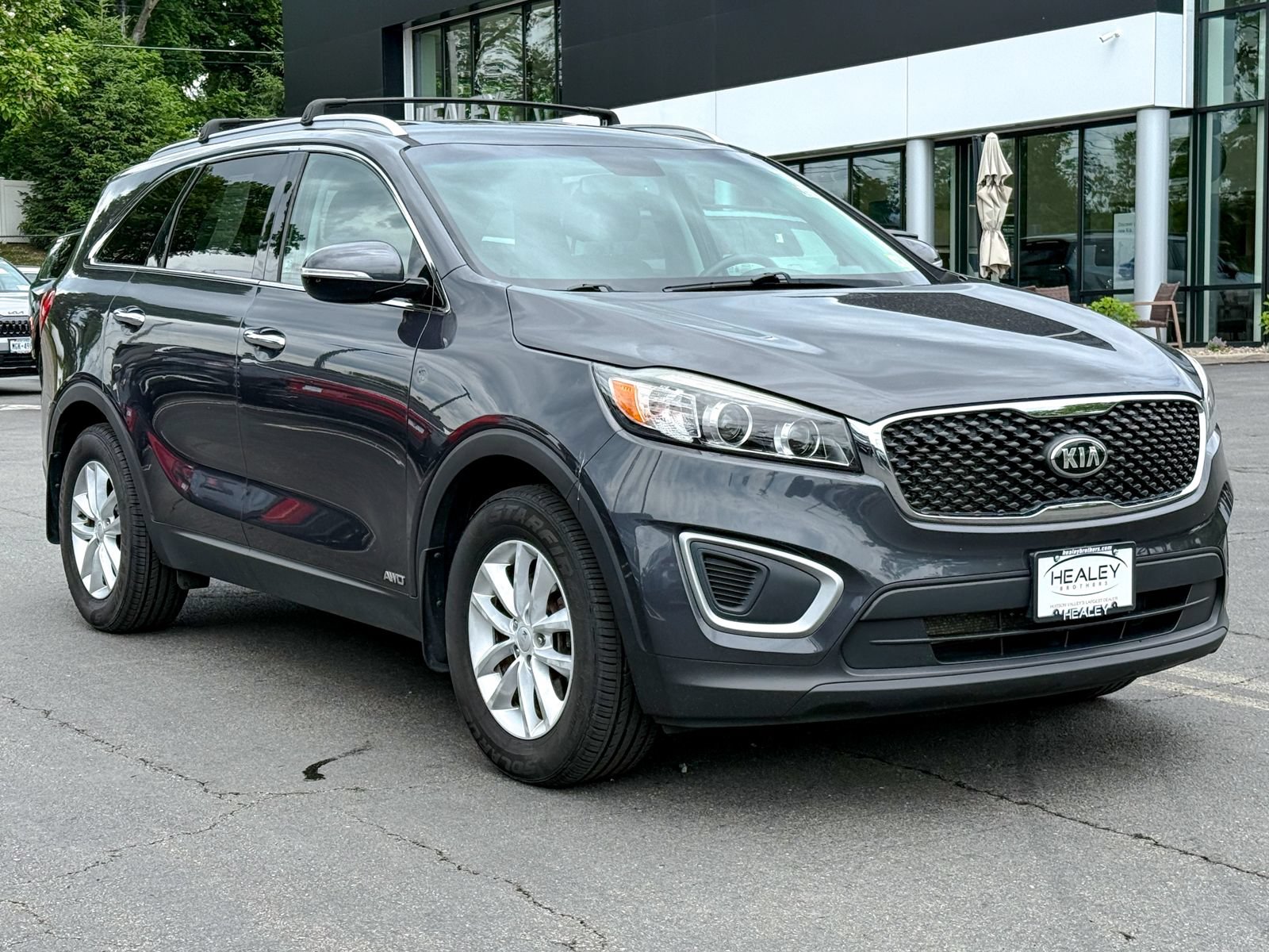 Certified 2018 Kia Sorento AWD image 1