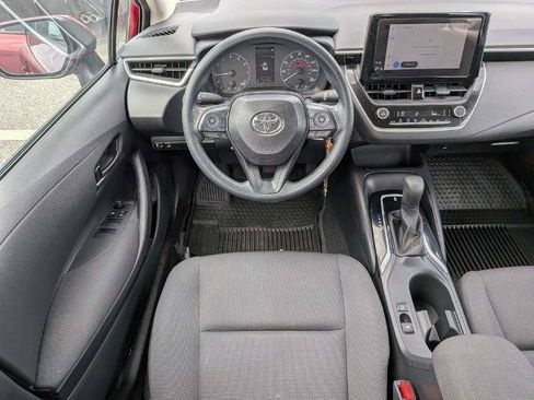 Used 2024 Toyota Corolla LE FWD image 13