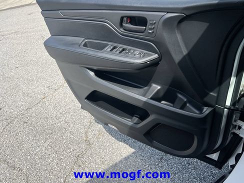 Used 2025 Honda Odyssey EX-L image 18