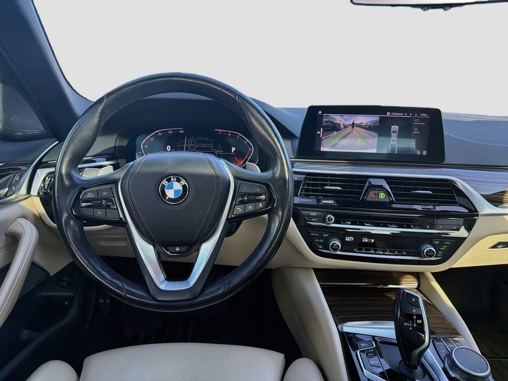Used 2020 BMW 540i w/ Premium Package RWD image 24
