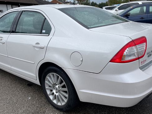 Used 2009 Mercury Milan Premier image 11