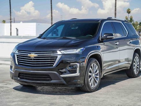Used 2023 Chevrolet Traverse Premier image 6