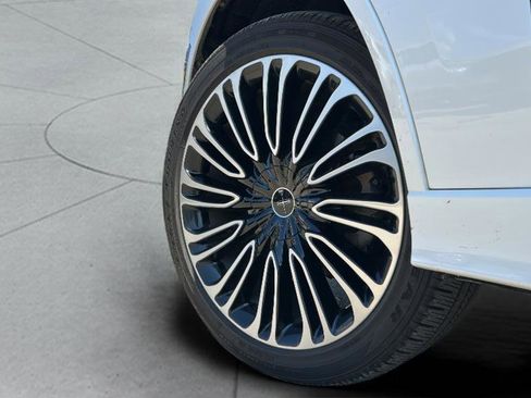 Used 2023 Lincoln Aviator Black Label w/ Class IV Trailer Tow Package image 34