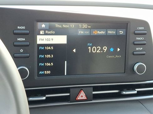 Certified 2025 Hyundai Elantra Sport image 16