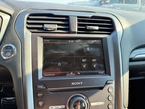 Used 2016 Ford Fusion Titanium FWD image 15