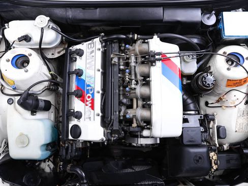Used 1988 BMW M3 Coupe RWD image 96