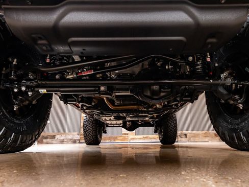 Used 2025 Jeep Wrangler Unlimited Rubicon AWD/4WD image 15