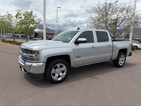 Used 2018 Chevrolet Silverado 1500 LTZ w/ Texas Edition RWD image 3