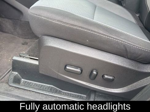Used 2019 Ford Escape SE AWD/4WD image 16