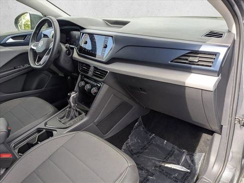 Used 2023 Volkswagen Taos SE FWD image 19